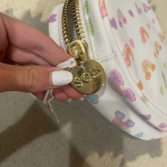 NWT Stoney Clover Lane x Roller Rabbit Cotton Candy Hearts Zipper Pouch - Picture 6 of 6